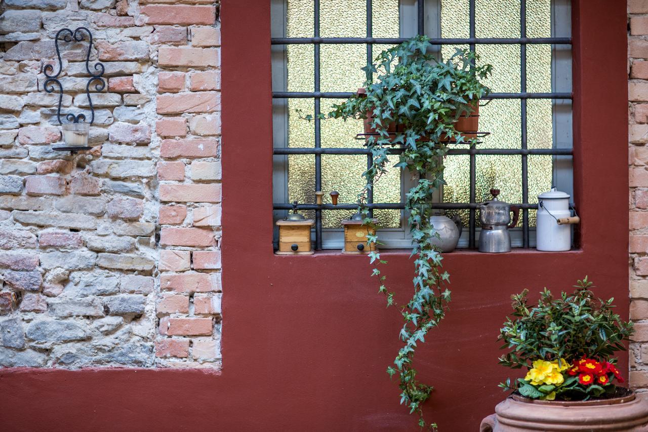 Camere Centro Storico Canelli Luaran gambar